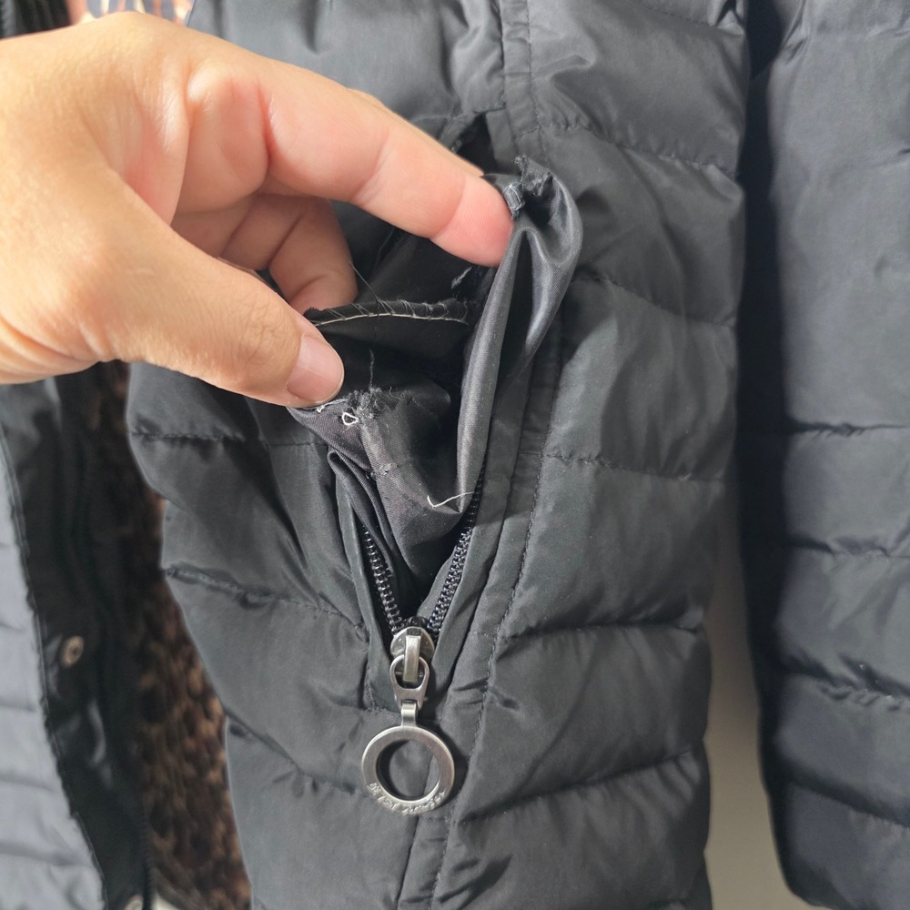 Betsey Johnson Black Puffer Coat Faux Fur Hood Leopard Lining Down Fill Size M - Picture 8 of 13